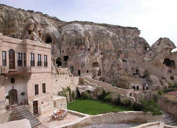 Yunak Evleri – пещерная гостиница в Каппадокии (22 фото)