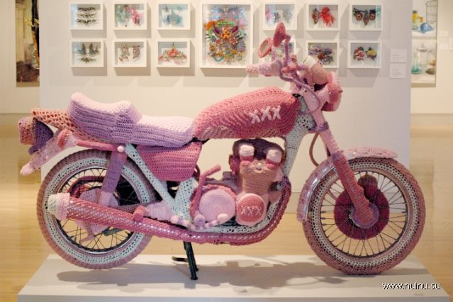 Вязанный мотоцикл от Theresa Honeywell (9 фото)