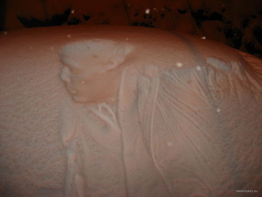 Живопись по снегу (12 фото)