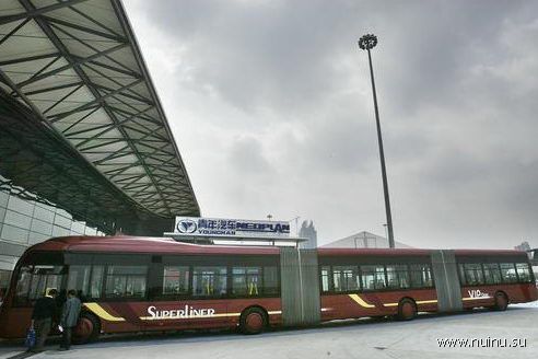 Самый длинный в мире автобус (8 фото)
