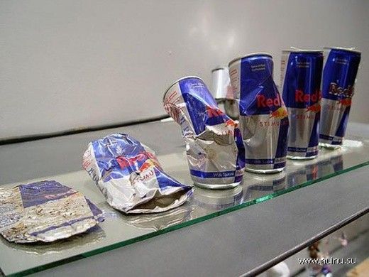 Искусство из банок Red Bull (15 фото)